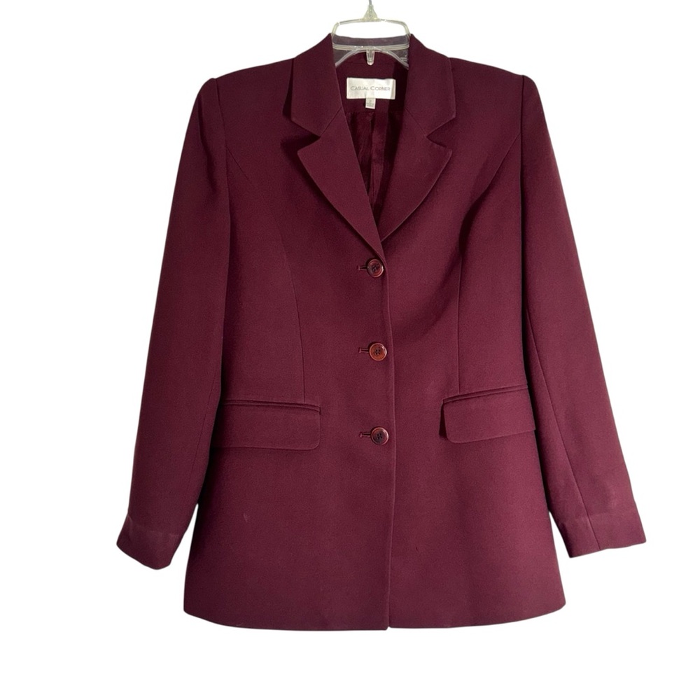 Casual Corner Three Button Fully Lined Professional Plum Burgundy Blazer size 2